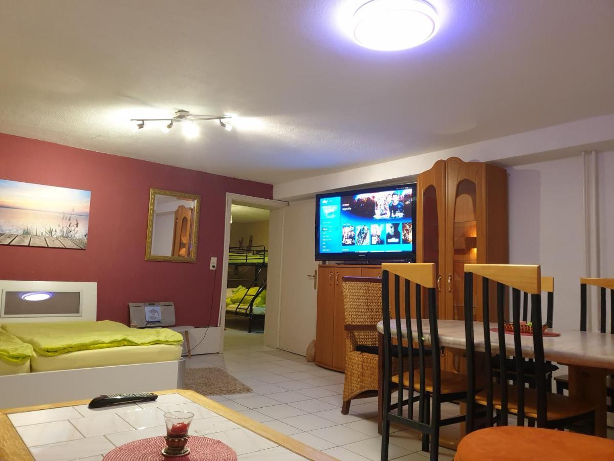 Sions Grosse Ferienwohnung Ferienwohnung Mit 3 Schlafzimmer, 2 Km Bis Zum Europapark Rust Kappel-Grafenhausen Exterior foto