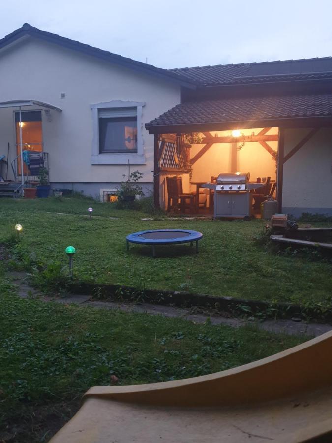 Sions Grosse Ferienwohnung Ferienwohnung Mit 3 Schlafzimmer, 2 Km Bis Zum Europapark Rust Kappel-Grafenhausen Exterior foto